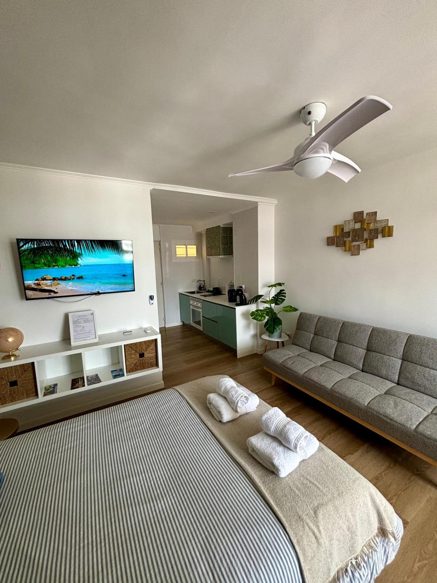 Ar Apartments - Central And Modern Apartment In Benalmádena Extérieur photo